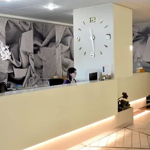 https://hotel-president-prato.it-tuscanyhotel.com
